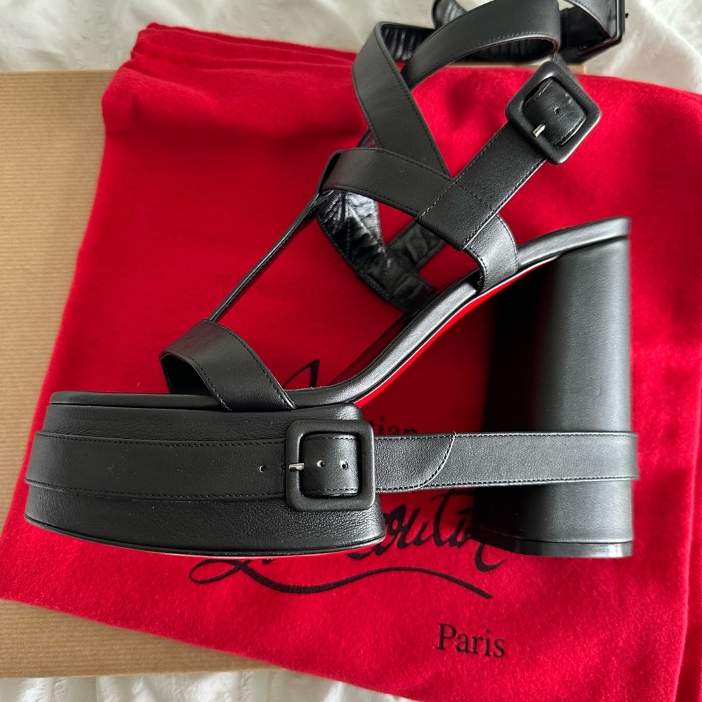 Christian Louboutin Yazefir Strappy Black Leather  Size 40 heeled Sandals
